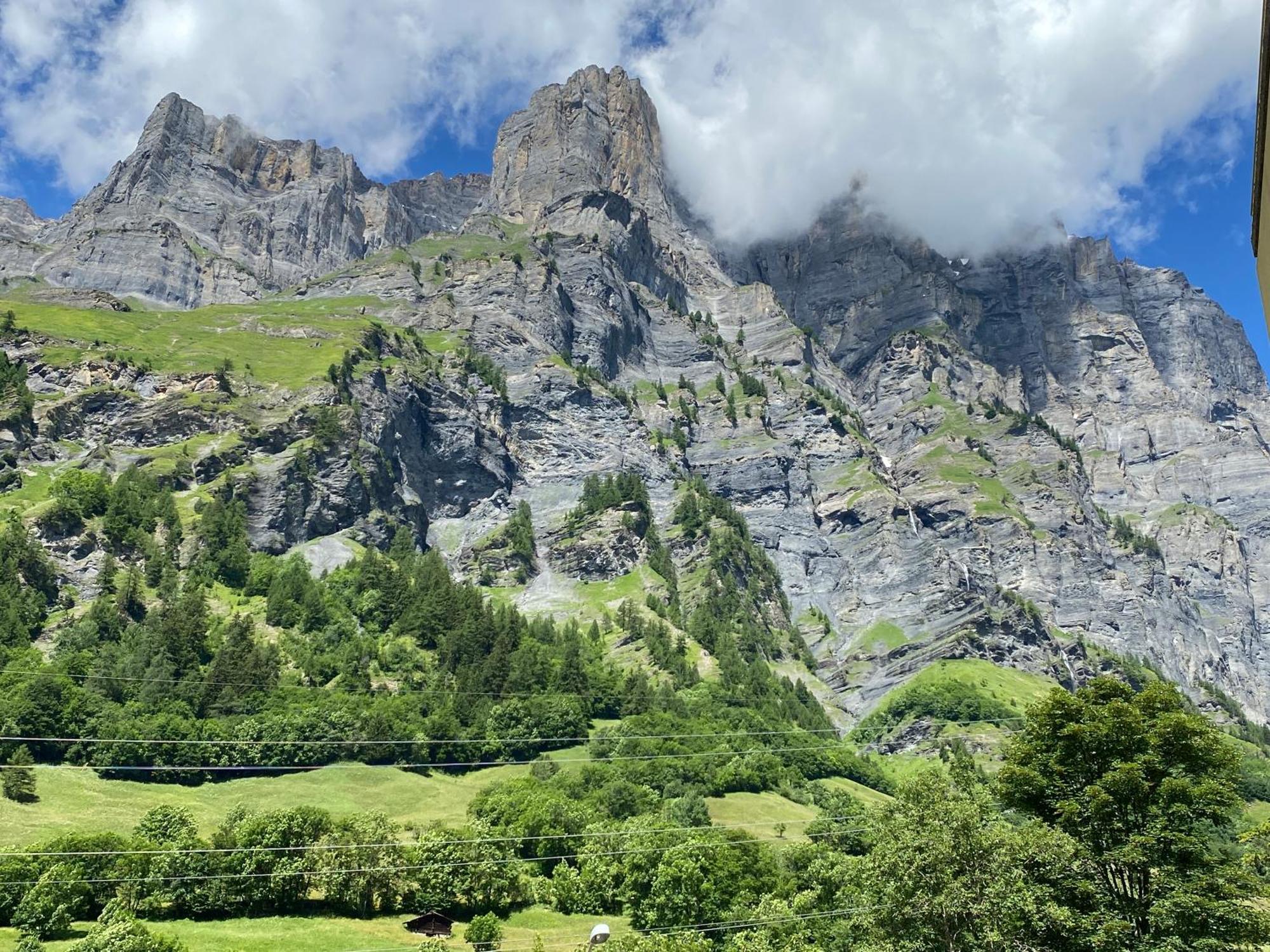 Ferienwohnung Alpen-Zauber Лойкербад Экстерьер фото